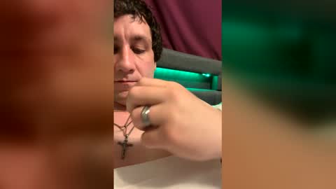 Aurora online show from February 26, 7:35 am