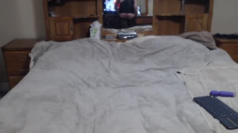 Josie Summers online show from June 3, 7:31 am
