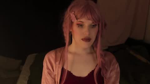 Effie Mur online show from January 22, 3:40 pm