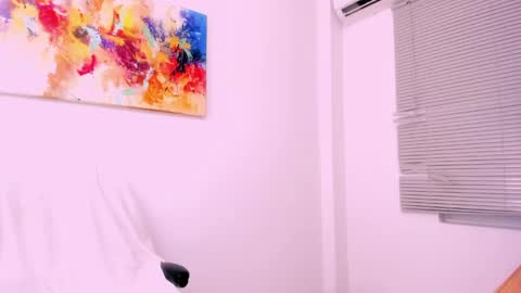 eileenn tanihara online show from April 18, 2:24 am