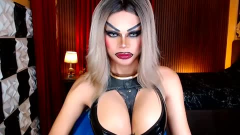 ellahemperialts online show from March 28, 8:38 am