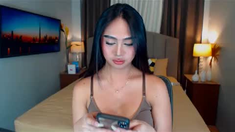 ellie online show from February 3, 8:46 pm