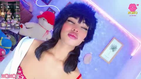 eloise__ online show from January 9, 4:17 am