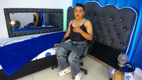 Emily online show from January 7, 3:54 am