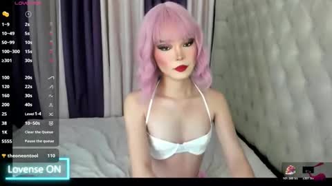 emma_fox23 online show from November 11, 6:32 pm