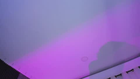 emmaclark_1 online show from March 24, 10:26 pm