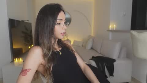 Emma voger online show from February 27, 12:49 am