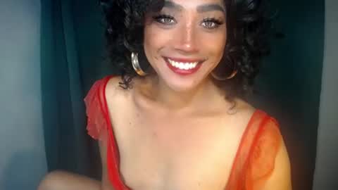 erika_madrigal online show from November 18, 2:00 am