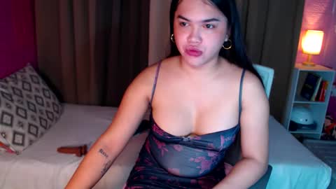 Goddess online show from April 4, 5:33 pm