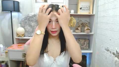 exotictssavie online show from November 26, 4:42 pm