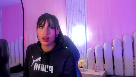 Velvet  online show from February 23, 10:35 pm