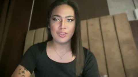 callmecindy online show from December 17, 5:40 am