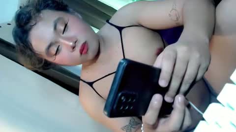 femboy_veronica online show from November 21, 11:00 am