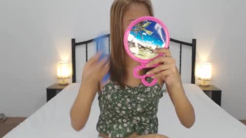 kaylee online show from February 14, 10:59 pm