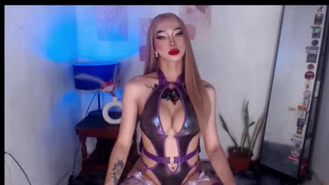 foxy_goddess online show from October 17, 2:48 am