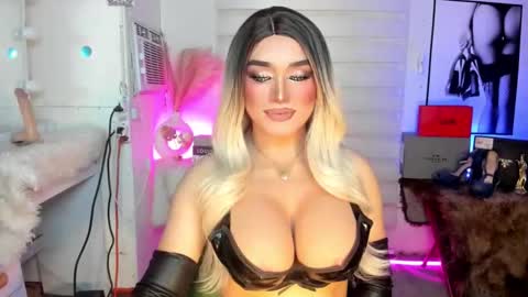 Miss Frea  online show from September 10, 2:43 am