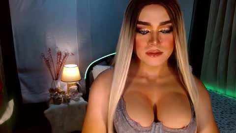 Miss Frea  online show from October 14, 1:17 am