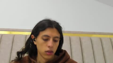 FreyaMoller  online show from April 19, 7:05 pm