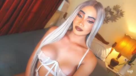 Maddonna online show from April 18, 5:42 am