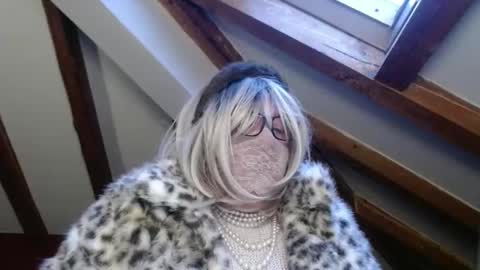 Dany online show from October 5, 6:03 am