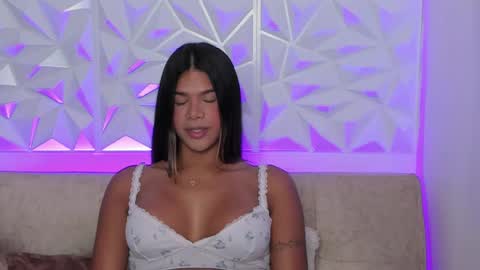 Gabriela  online show from October 18, 1:31 am