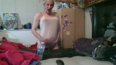 giovanni131971 online show from February 15, 3:46 am