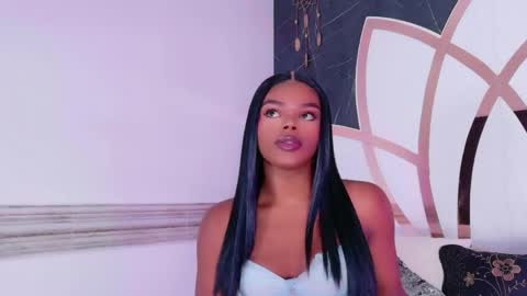 gisela_valencia online show from May 25, 12:46 pm