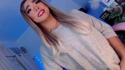 glamorous_aika online show from February 16, 12:54 am