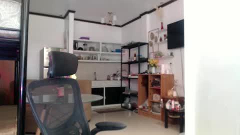 Eva online show from December 14, 11:01 pm