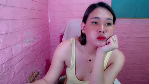 Kerstina is BACK online show from December 8, 12:08 pm