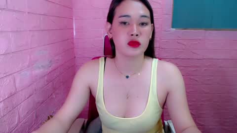 Kerstina is BACK online show from December 26, 6:09 am