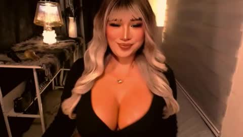 PAULATHEONE online show from September 25, 4:52 am