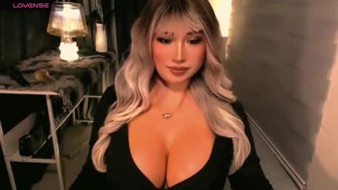 PAULATHEONE online show from October 13, 7:10 am