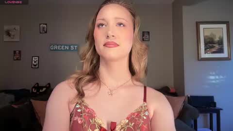 SexQueen Nikki online show from July 20, 12:58 am