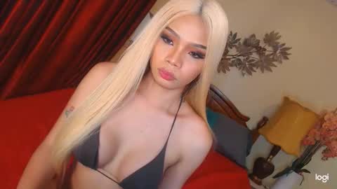 YOUR SIDECHIC HAILEY online show from March 31, 2:02 am