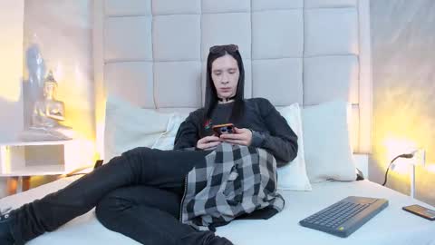 Keira Hecate online show from October 19, 7:50 pm