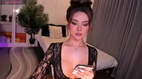 Ms. Laura online show from March 8, 2:40 pm