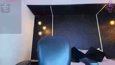 April online show from September 15, 11:53 pm