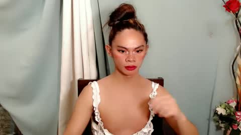 MIKA online show from December 22, 4:59 pm