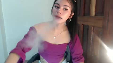 Yanna online show from May 13, 8:23 am