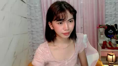 hottestdella69 online show from November 30, 4:42 pm