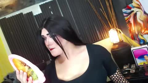 MsLovely online show from April 28, 9:25 am