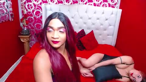 iam_smithh online show from December 28, 1:38 pm