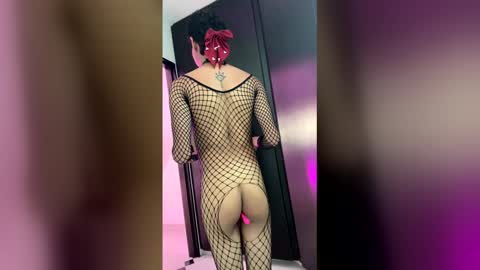 iamgigy online show from April 19, 6:10 pm