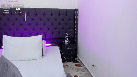 ian online show from November 24, 10:55 pm