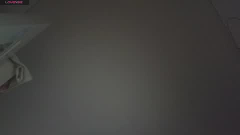 Isa Vasquez  online show from July 26, 7:59 am