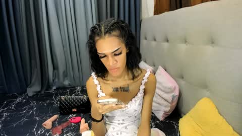 imyour_dreamasian4uxxx online show from April 8, 5:47 pm