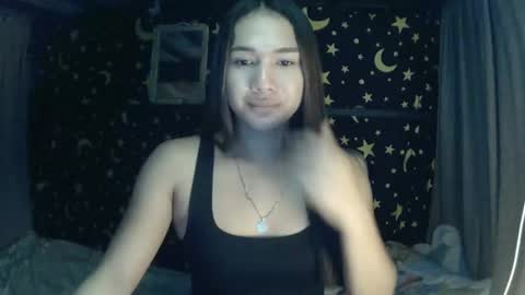 MAXINE online show from January 6, 4:02 pm