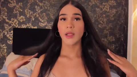 Isa  online show from March 11, 1:56 pm