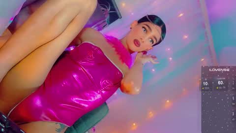 isabellagirs online show from February 12, 7:36 am